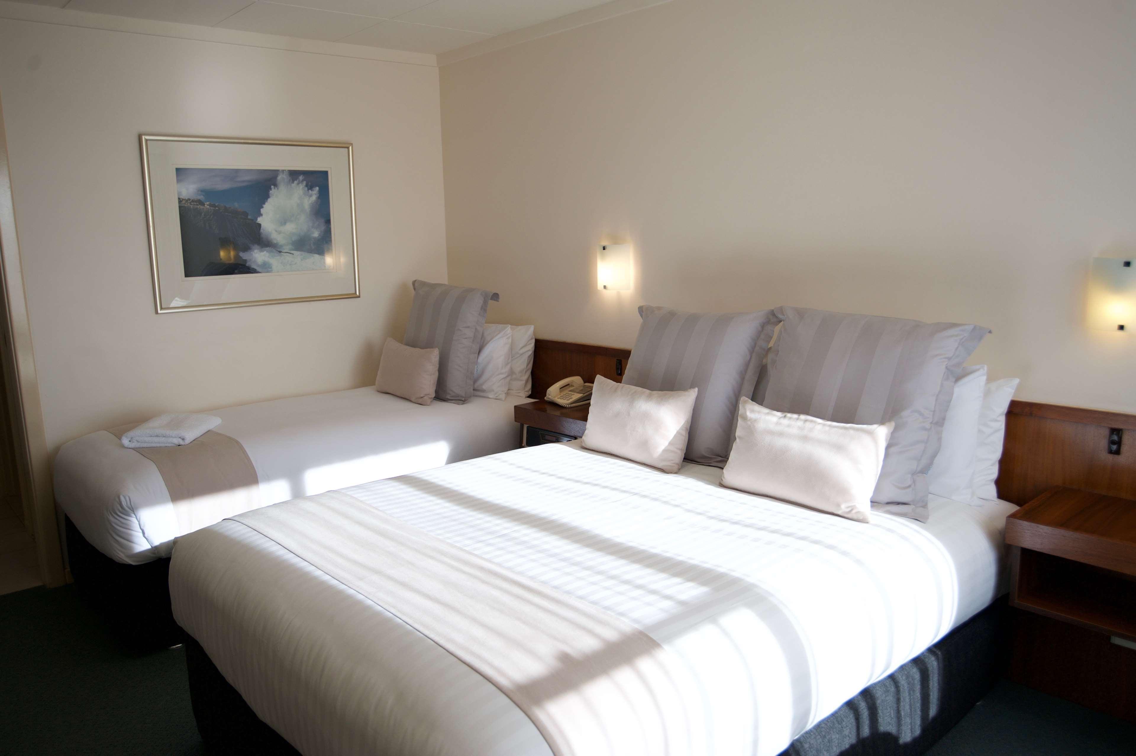 Best Western Plus Easton Inn & Suites Exterior photo